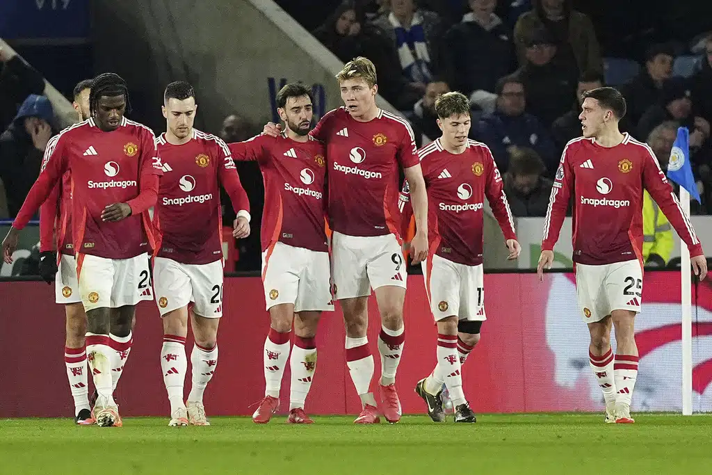 ผลบอลเมื่อคืนนี้ พรีเมียร์ลีก เลสเตอร์ แมนยู