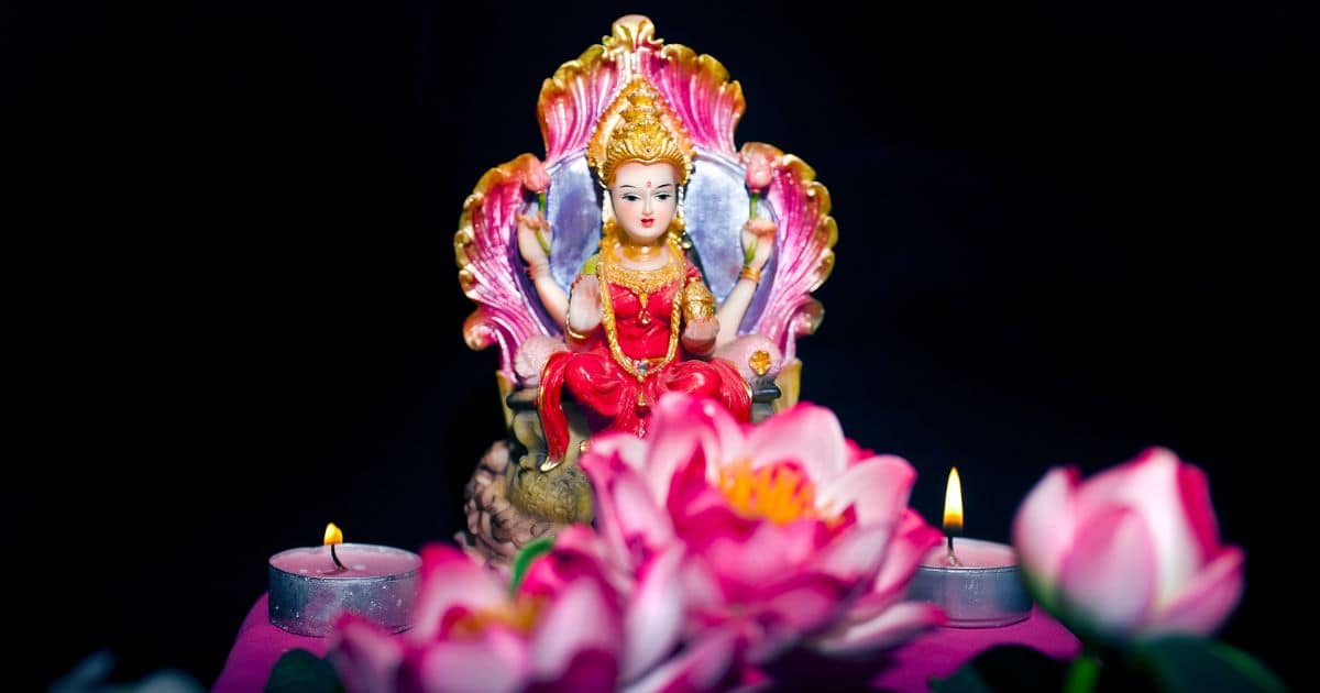 5 พิกัดไหว้ "พระแม่ลักษมี" กรุงเทพฯ รับ "มหาลักษมีชยันตี" เสริมดวงการเงิน ความรัก