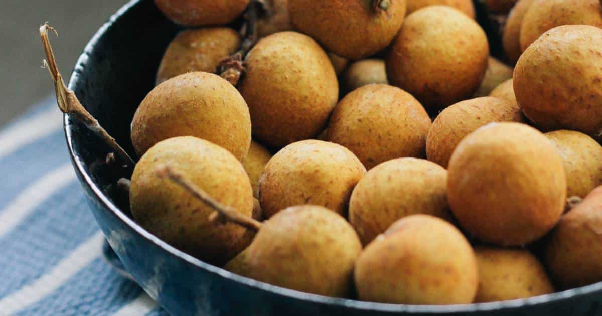 ลำไย ประโยชน์ดีๆ ที่มาพร้อมโทษถ้ากินมากเกินไป