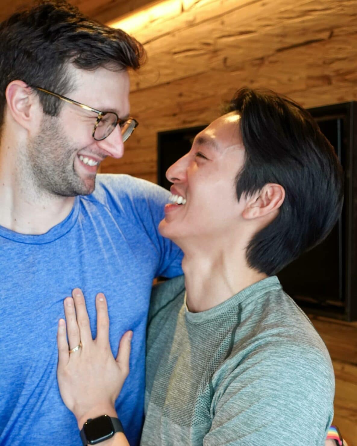 แมทธิว คูน (Matthew Koon) นักแสดงดาวรุ่งจากซีรีส์ KAOS ประกาศข่าวดี แต่งงานแฟนหนุ่มแล้ว