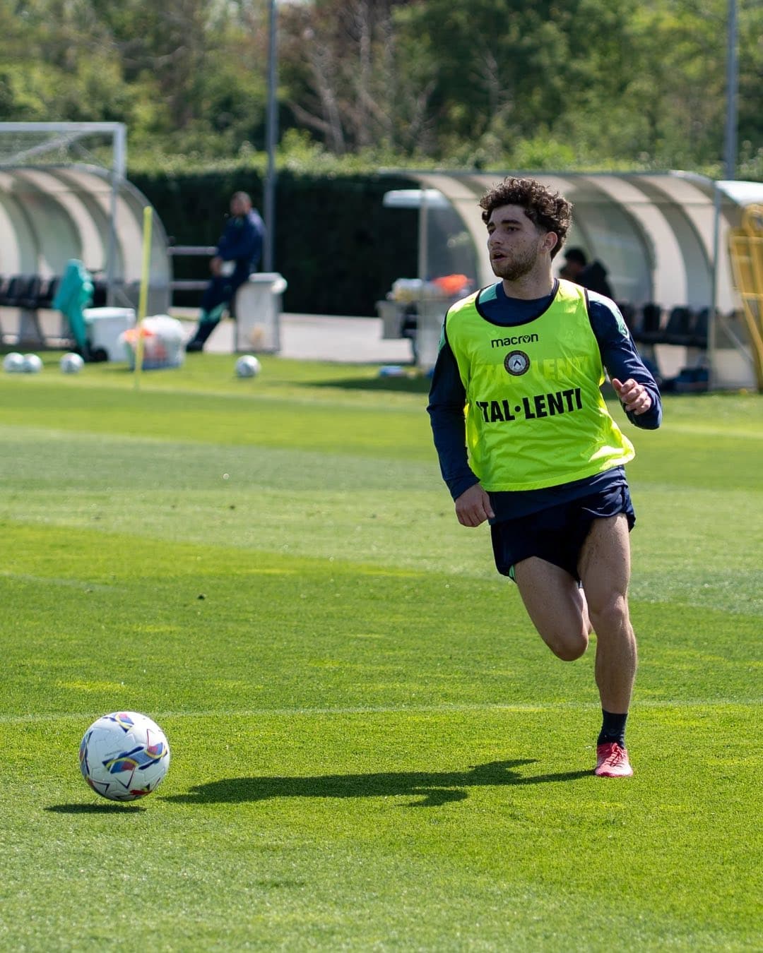 ดูบอลสด เซเรียอา อูดิเนเซ่ มิลาน