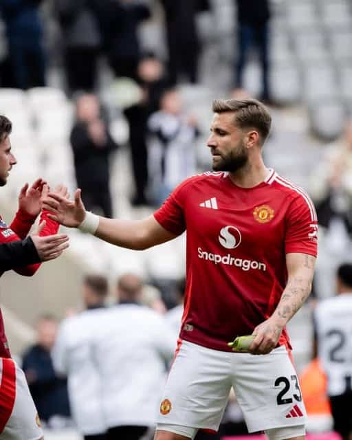 ดูบอลสด พรีเมียร์ลีก 2024/25 แมนยู วูล์ฟแฮมป์ตัน