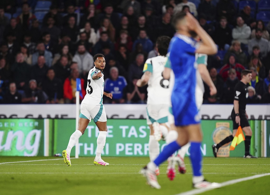 ผลบอลเมื่อคืนนี้ พรีเมียร์ลีก เลสเตอร์ นิวคาสเซิ่ล