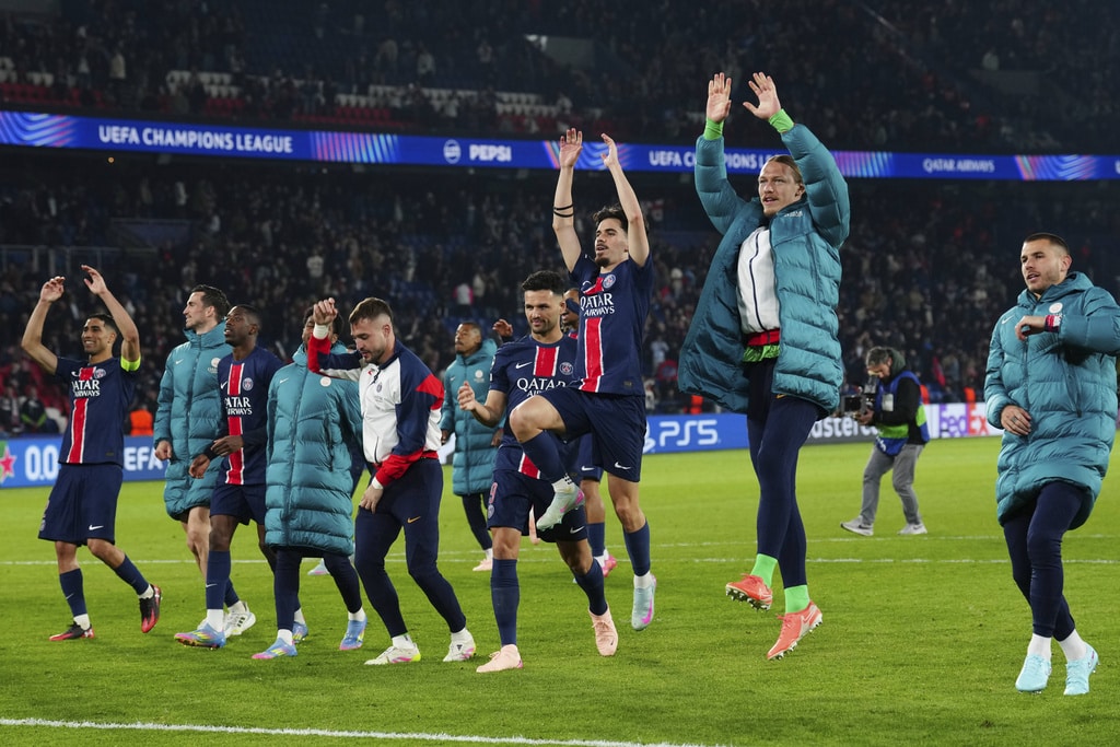 ผลบอลเมื่อคืนนี้ ยูฟ่า แชมเปี้ยนส์ลีก เปแอสเช แอสตัน วิลล่า