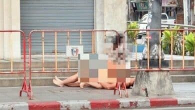 นักท่องเที่ยวจีนเล่นเสียว