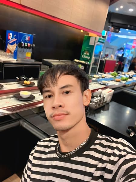 หมอลำวันเฉลิม น้อย ดาวเหนือ - 1