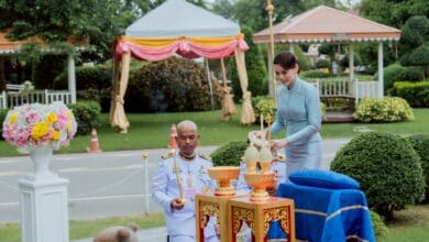 โปรดเกล้า ท่านผู้หญิงอรอนงค์ แทนพระองค์ เททองหล่อพระพุทธคันธารราฐ ปิยนาฏวชิรพัทธ์