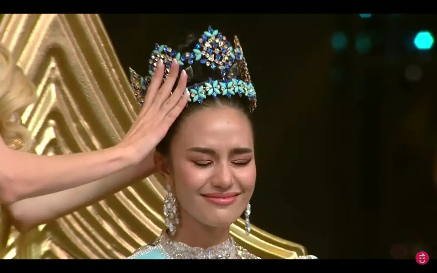 โอปอล ชนะ Miss World 2025