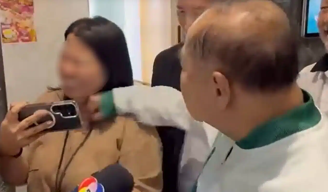 ประวิตรชกนักข่าว