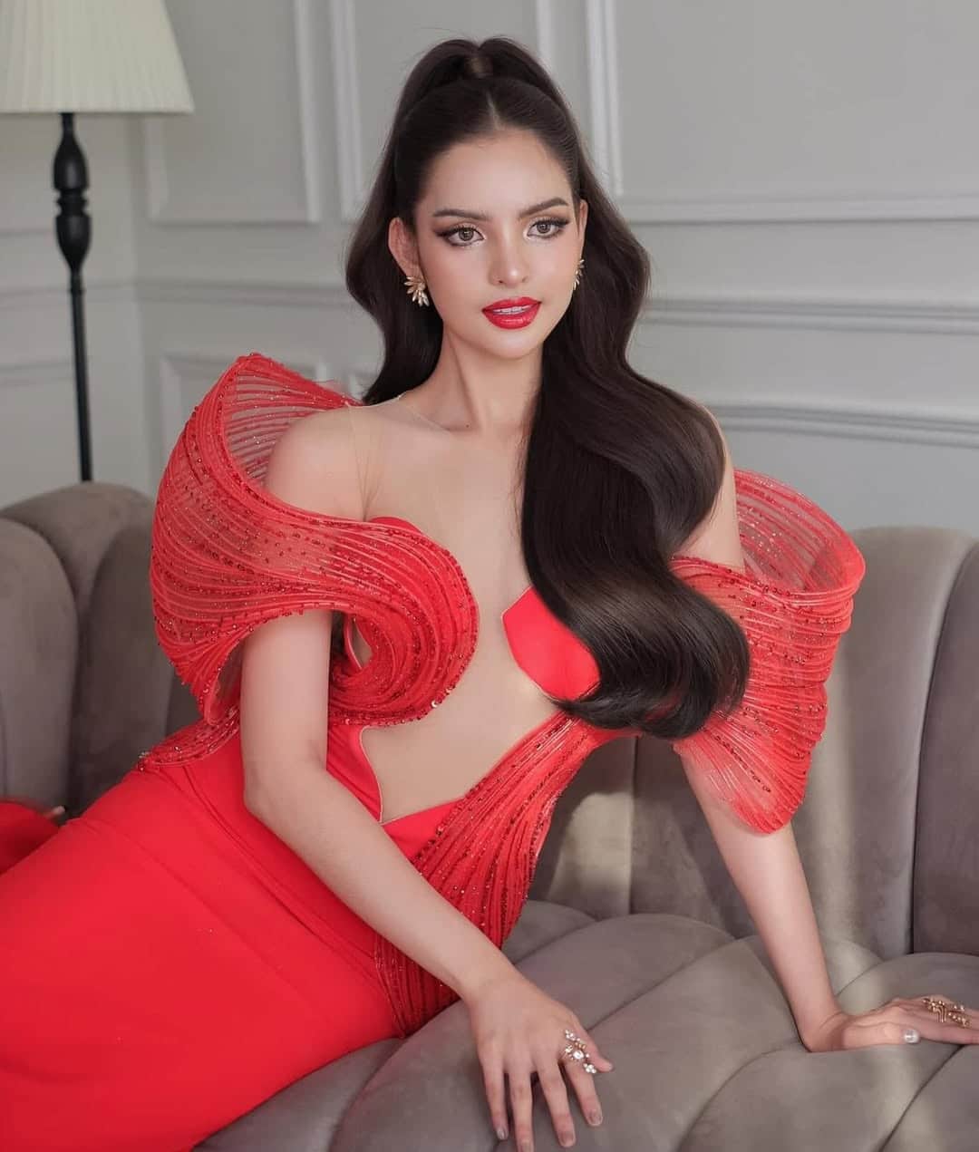 ปลดฟ้าผ่า มิสยูนิเวิร์สสมุทรสงคราม เพิ่งมงได้วันเดียว เพราะผิดคุณสมบัติ-8