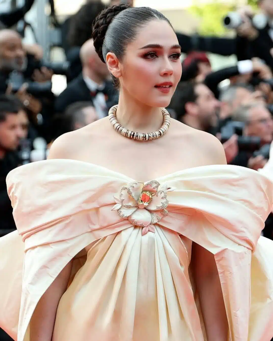 ลุคปิดพรมแดงคานส์ "ชมพู่ อารยา" โดย Tamara Ralph