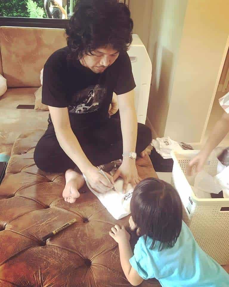 แซนวิช อดีตภรรยา เสก โลโซ โพสต์ภาพคู่ลูกชาย ส่งกำลังใจให้อดีตคนรัก-2