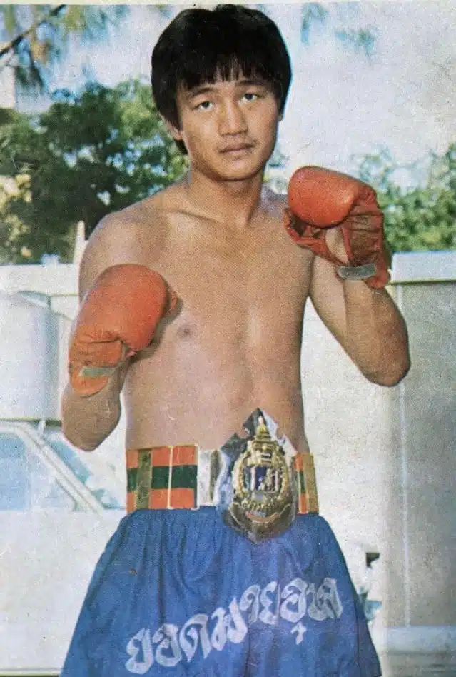 ไกรเพชร ส.ประทีป อดีตแชมป์มวยไทยเวทีลุมพินี รุ่นจูเนียร์ไลท์เวท ปี 2520