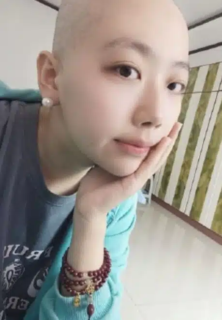 เฉียนเฉียน ป่วยโรคมะเร็งกระเพาะอาหาร
