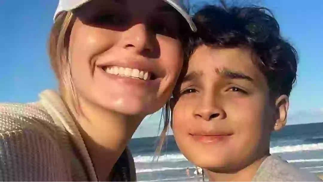 ดาราสาวชาวออสเตรเลีย ใจสลาย ลูกชาย 13 ฆ่าตัวตาย โดนเพื่อนบูลลี่ ขอเงินบริจาค เกือบ 7 ล้าน หวังคืนชีพลูก แข่งกับเวลา ให้ทันใน 7 วัน