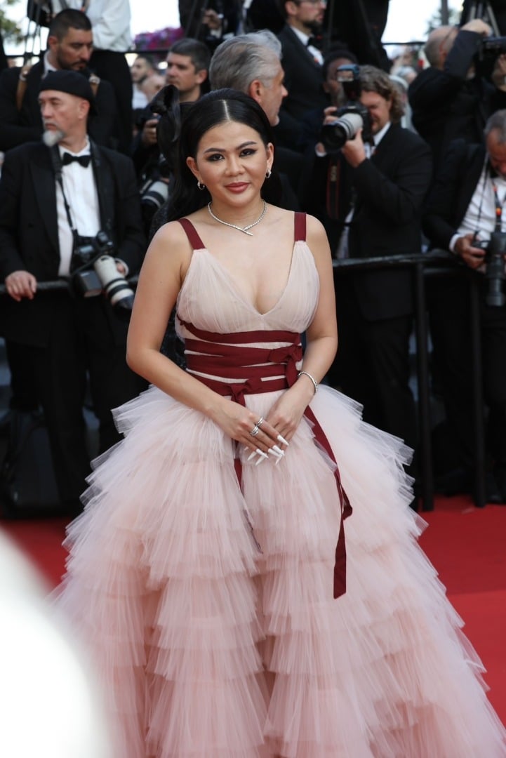 ป่าน ณิชาภัทร งานแฟชั่น เมืองคานส์ 2023 ลุคที่ 2