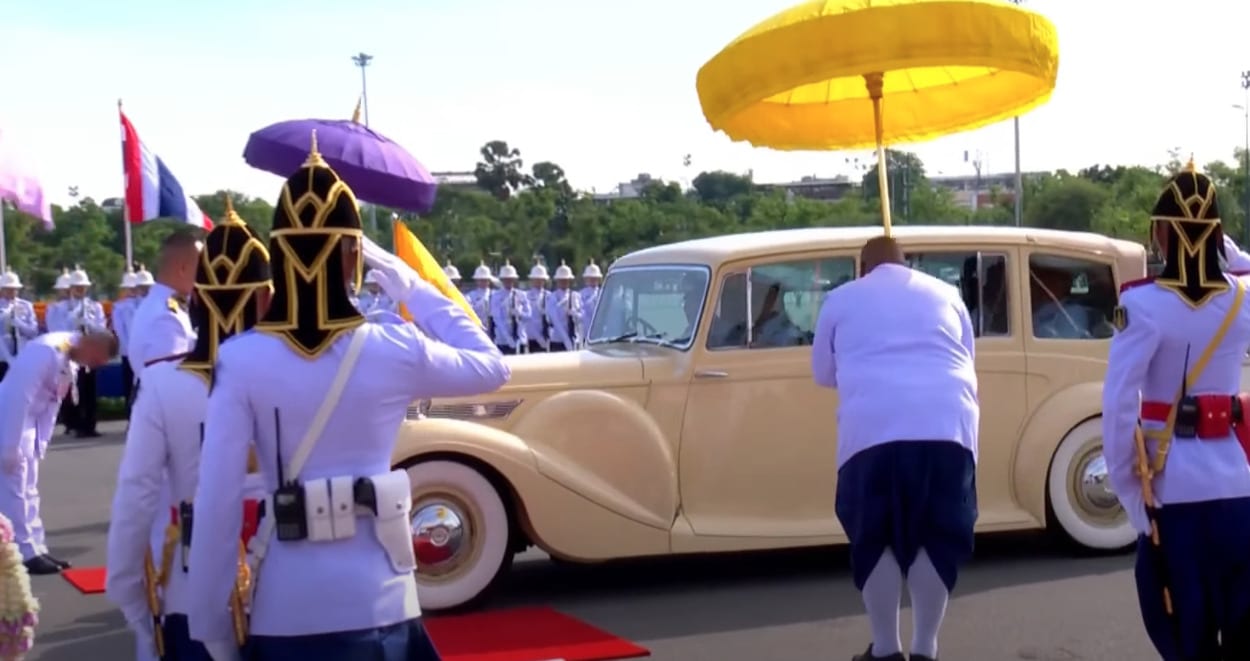 ทะเบียนรถในหลวง เสด็จฯ พิธีจรดพระนังคัลแรกนาขวัญ เลขเด็ดวันพืชมงคล 2568