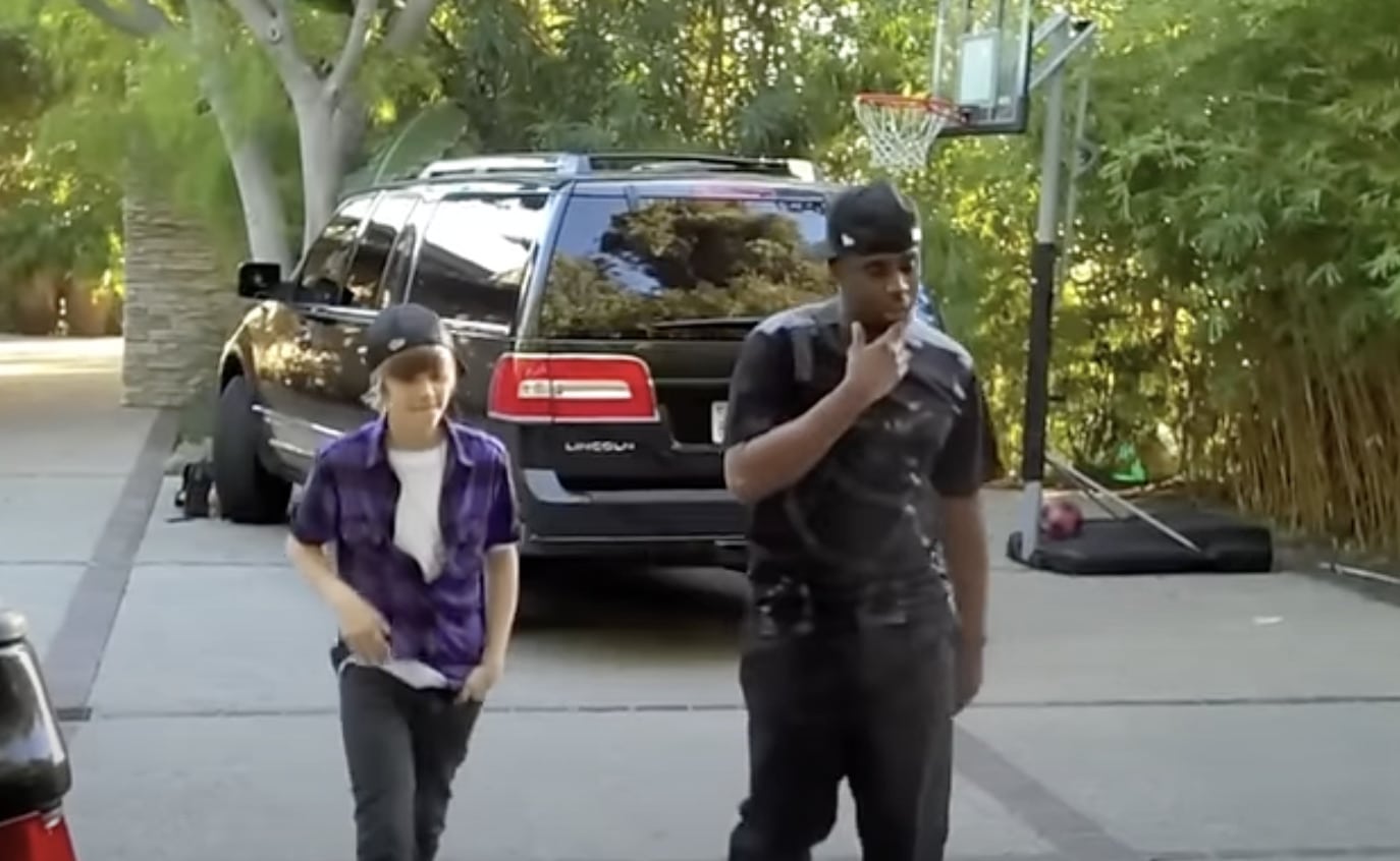 จัสติน บีเบอร์ ยืนยัน &quot;ไม่ใช่เหยื่อข่มขืน&quot; ของ ฌอน “ดิดดี้” คอมส์ คดีค้ามนุษย์ทางเพศ สะเทือนวงการ