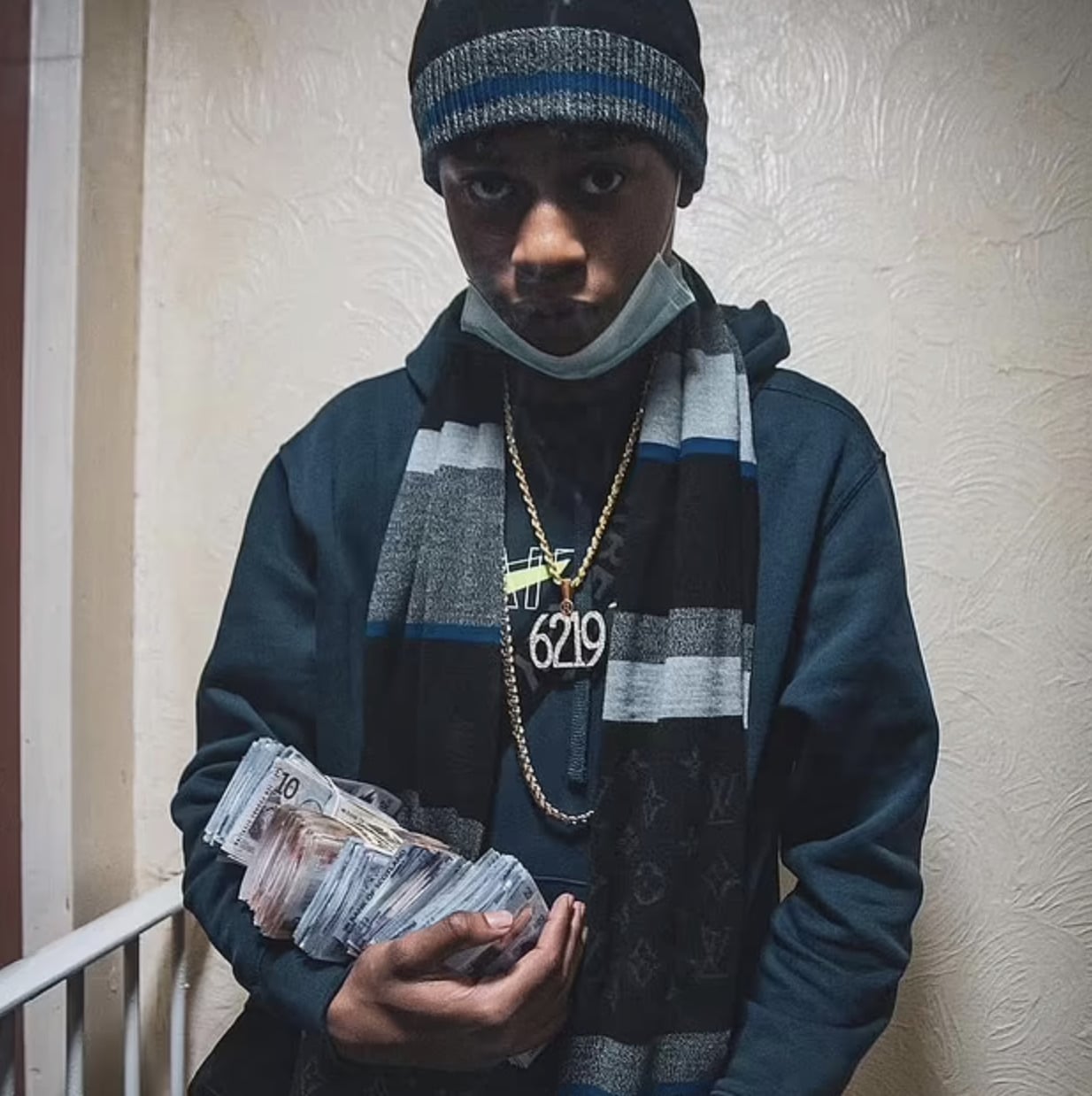 จากนักโทษคดีเล็กน้อย สู่ฆาตกรโหด วัยรุ่นอังกฤษ อายุ 17 ปี ฆ่าเพื่อนนักโทษในเรือนจำสุดหรู หลังติดคุกเพียง 4 เดือน