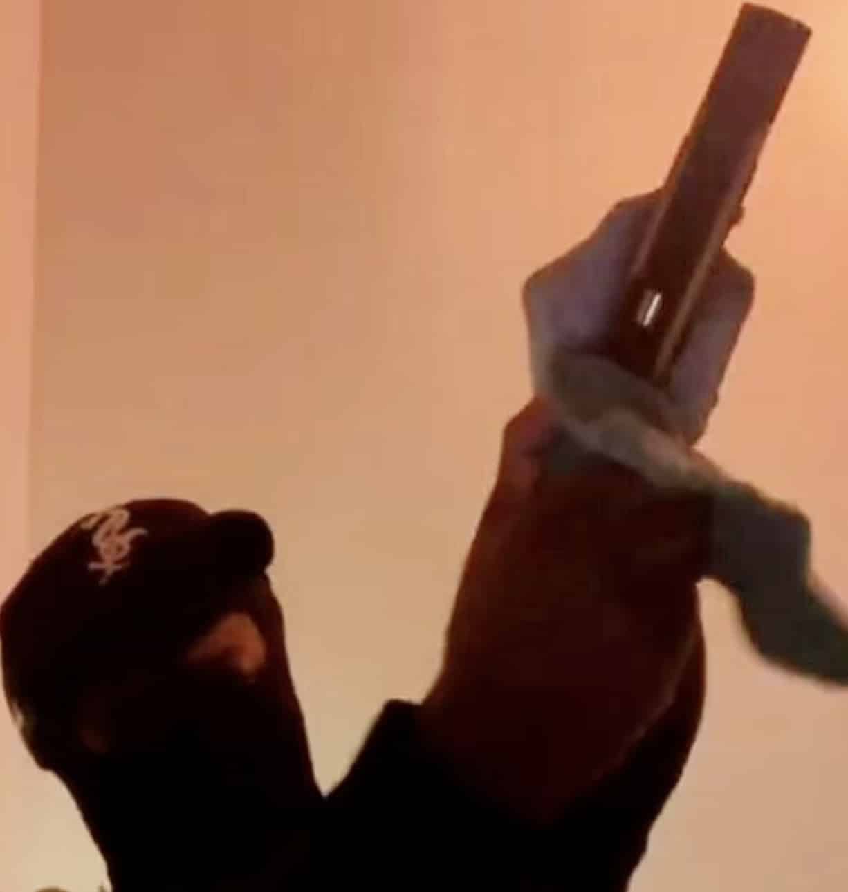 จากนักโทษคดีเล็กน้อย สู่ฆาตกรโหด วัยรุ่นอังกฤษ อายุ 17 ปี ฆ่าเพื่อนนักโทษในเรือนจำสุดหรู หลังติดคุกเพียง 4 เดือน