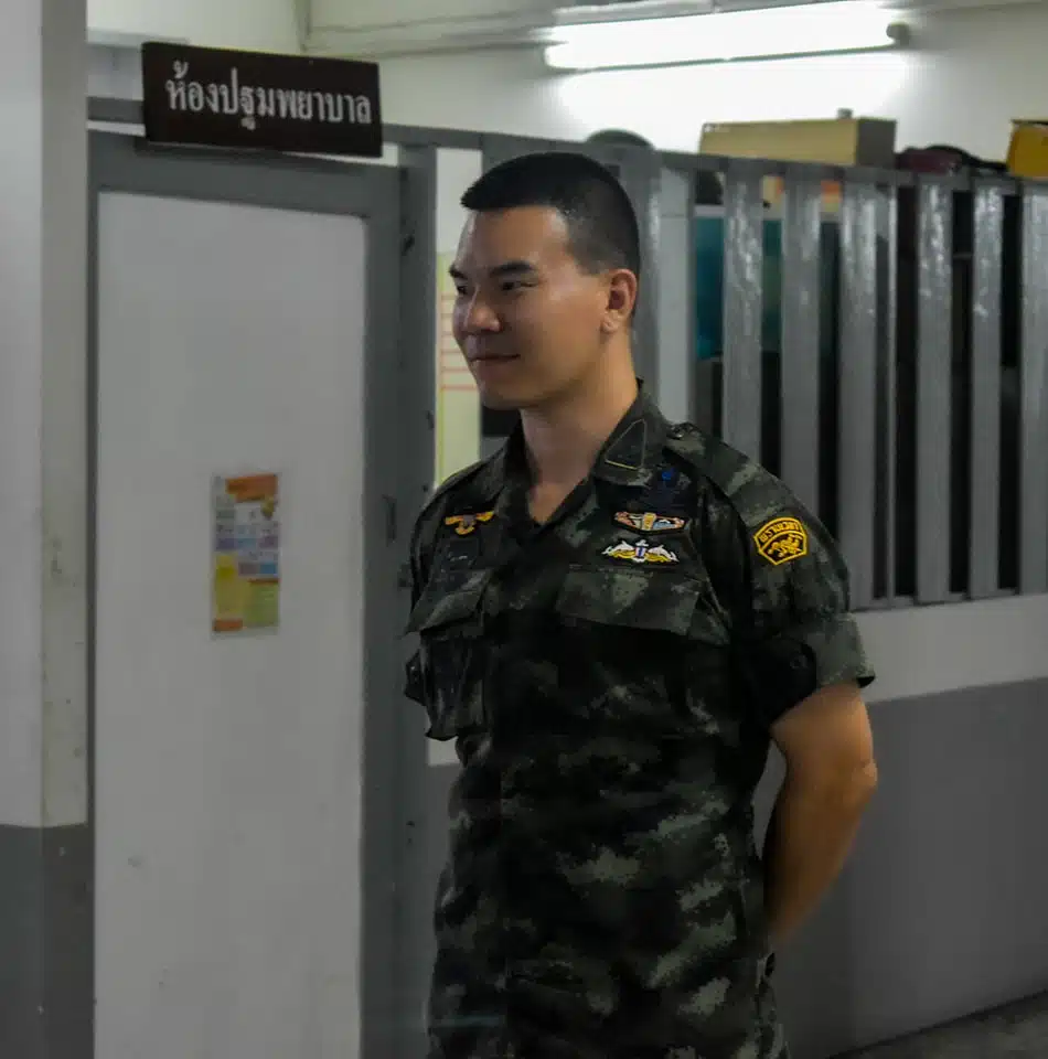 หมอภาคย์ หรือ พันเอก นายแพทย์ ภาคย์ โลหารชุน