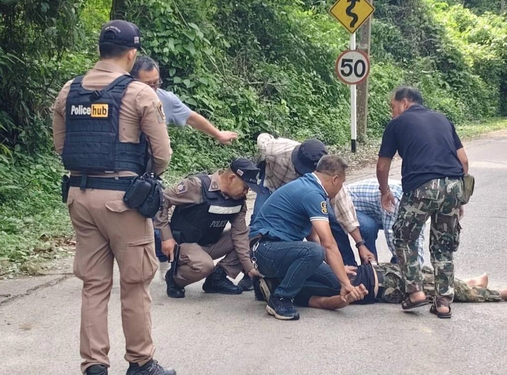 เจ้าหน้าที่พิทักษ์ป่า คลั่ง กราดยิง