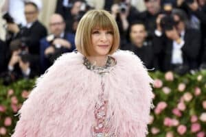 ประวัติ แอนนา วินทัวร์ ในวันลงจากตำแหน่ง บรรณาธิการบริหาร Vogue สหรัฐฯ