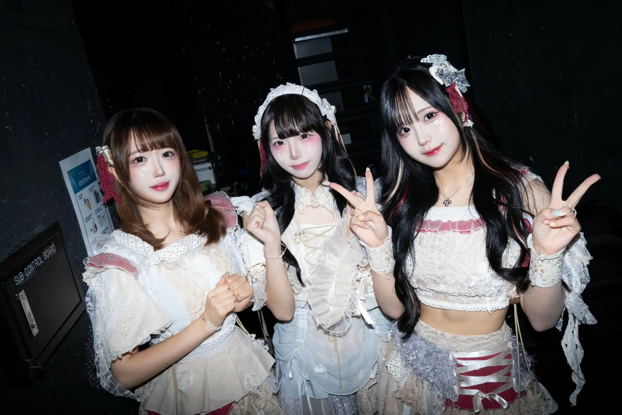 สมาชิกเกิร์ลกรุ๊ปวง IHOTEU