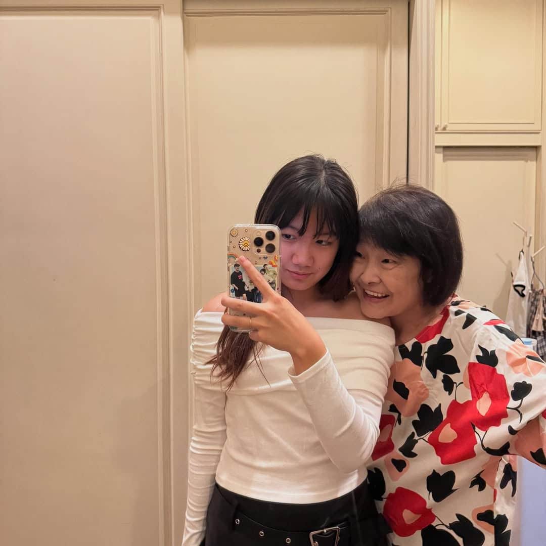 โพสต์สุดท้าย แม่บอย ปกรณ์ ถ่ายรูปคู่ลูกสาวคนเล็ก น้องวันใหม่ ทิ้งไว้แค่อ้อมกอด รอยจูบ และรอยยิ้มแห่งความอบอุ่น-2