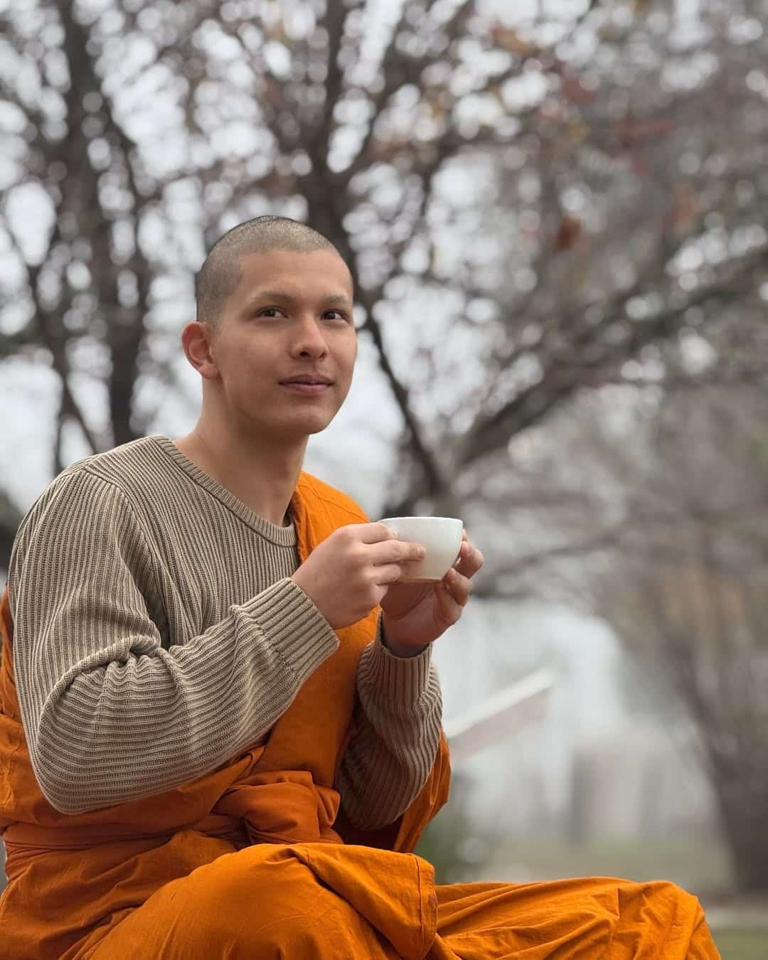 ชีวิตล่าสุด โดม เดอะเฟซ ละทางโลก บวชเป็นพระอยู่วัดไทยในออสเตรีย-5