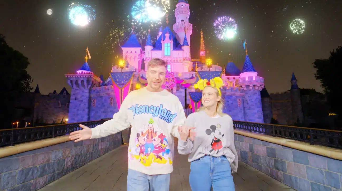 MrBeast ปิดดิสนีย์แลนด์เดทคู่หมั้น