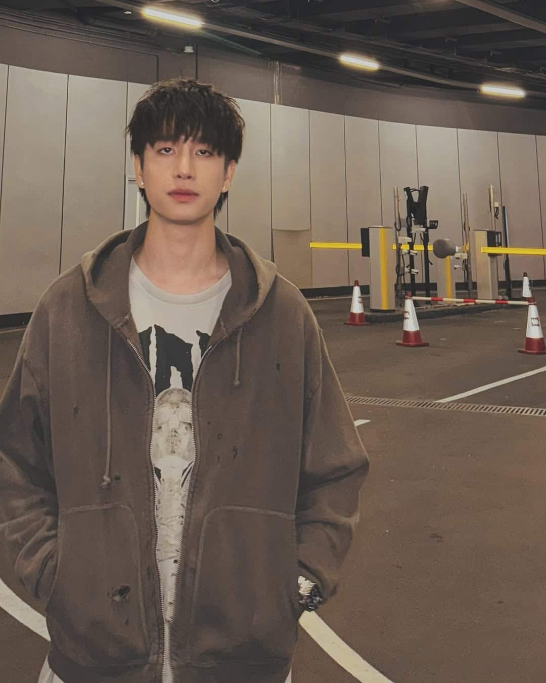 เปิดเบื้องลึก ประวัติ พร้อม ราชภัทร พระเอกวายสายเข้ม เก่งพร้อมทุกด้าน มุมส่วนตัวที่คนไม่รู้ IG : @anotherboytj