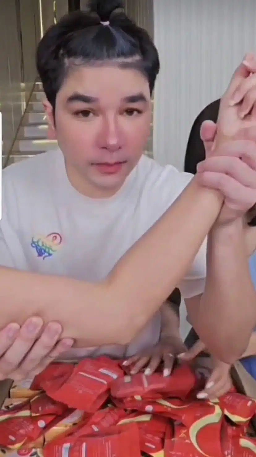 ป๋าเบียร์ เปิดหน้าขายของ หล่อใสขึ้นมาก แฟน ๆ เรียกร้องขอเจอ แม่ตั๊ก กรกนก-4