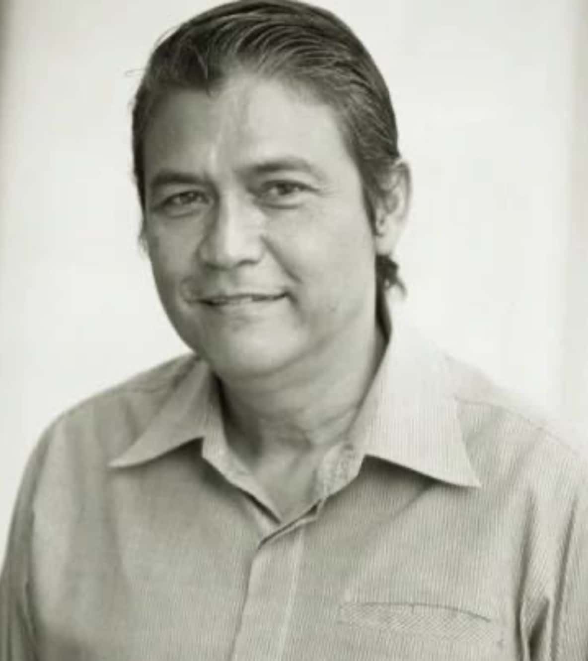 นาทีก่อนเสียชีวิตกะทันหัน ไทม์ไลน์ เอ๋ ไพโรจน์ สังวริบุตร พระเอกตลอดกาล ยุค 80 สาเหตุหัวใจขาดเลือดเฉียบพลัน ในวัย 72 ปี หมอวี เผยสัญญาณเตือน อย่าชะล่าใจ