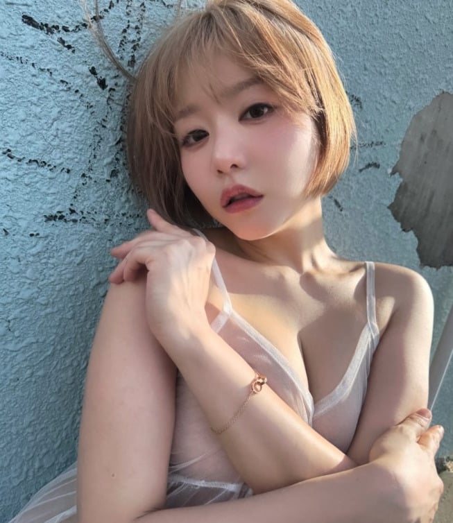 มาโอะ ฮามาซากิ อดีตดารา AV ขู่ฟ้องหมิ่นประมาท คนวิจารณ์ หลังสัมภาษณ์เดือด ต้องกินน้ำ 10 ลิตรถ่ายฉากน้ำพุ่ง อ้างตีสารบิดเบือน