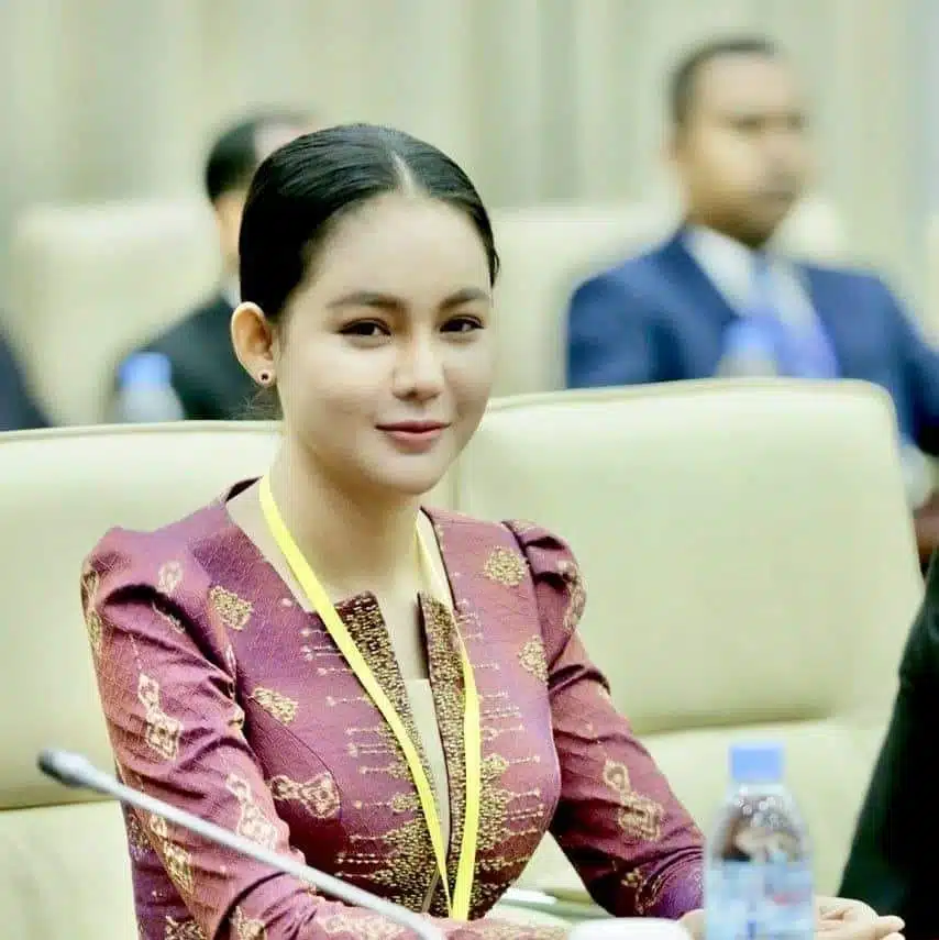 ย้อนรอยประวัติ ธี โสวันทา ดาวเด่นฝ่ายค้าน สู่ปมแชตหลุด 1