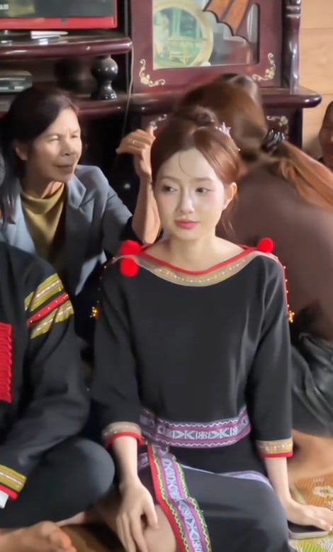 สาวชนเผ่า แต่งงาน