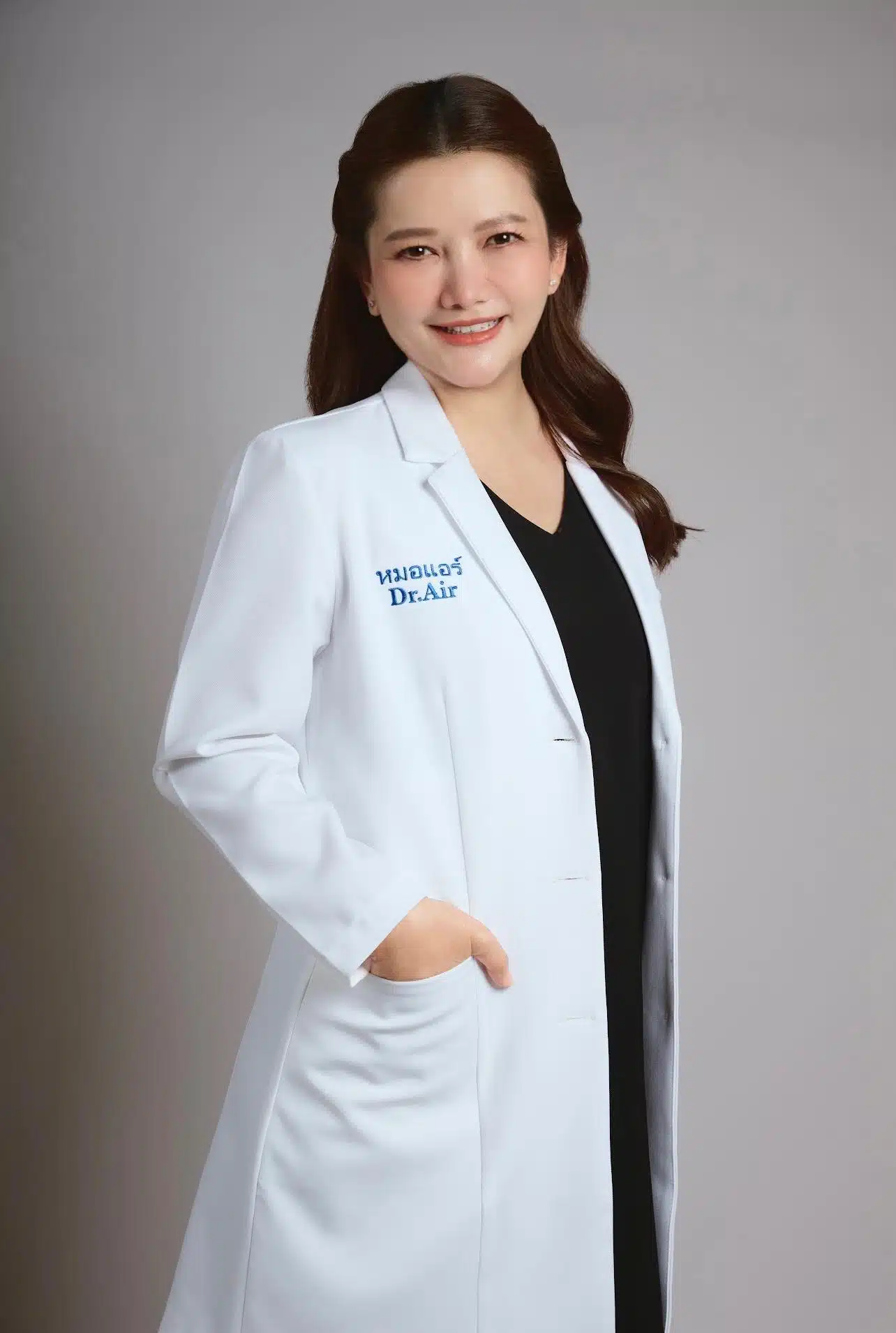 หมอแอร์และพวก ถูกจับข้อหาแอบสั่งยาเสียสาว