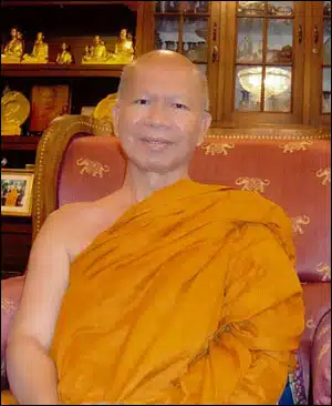 อดีตพระพรหมเมธี ประกันตัวชั่วคราว วางเงินสด 4 แสน