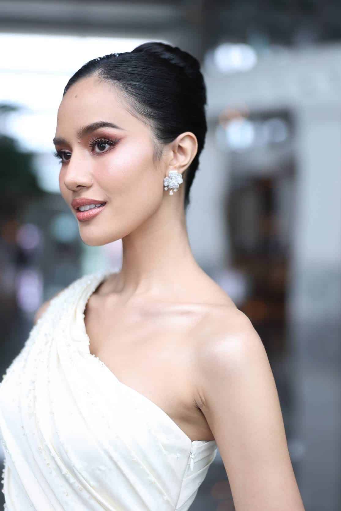 เปิดภาพ ชุดพระราชทาน โอปอล สุชาตา ใส่กลับบ้าน หลังคว้ามง มิสเวิลด์ 2025-1