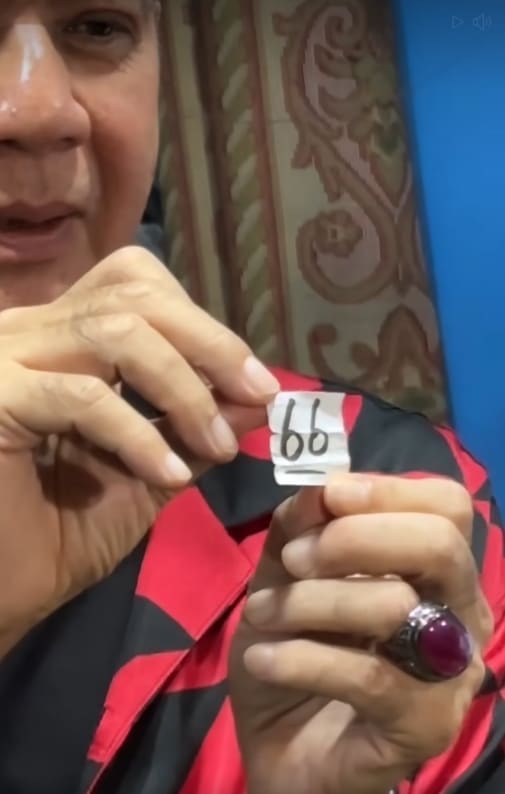 เพชร พุ่มพวง ล้วงไหเลขเด็ด แม่ผึ้ง พุ่มพวง งานรำลึก 33 ปีการจากไป-4