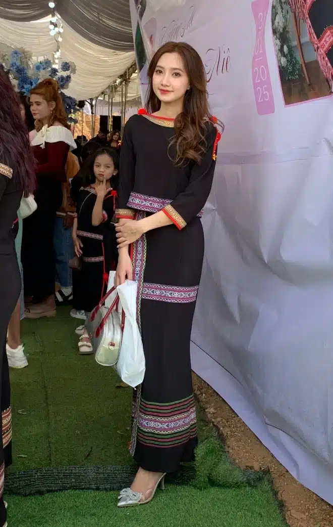 เอช มอน กระรง เจ้าสาวคนสวยได้เปิดใจกับสื่อ