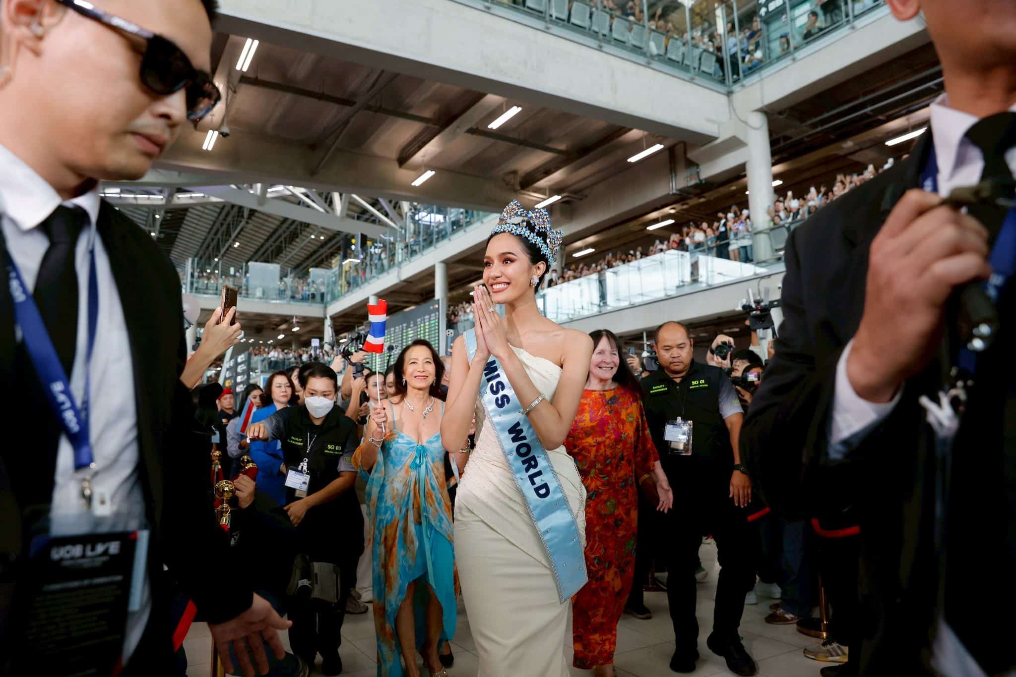 โอปอล สุชาตา กลับบ้าน-1