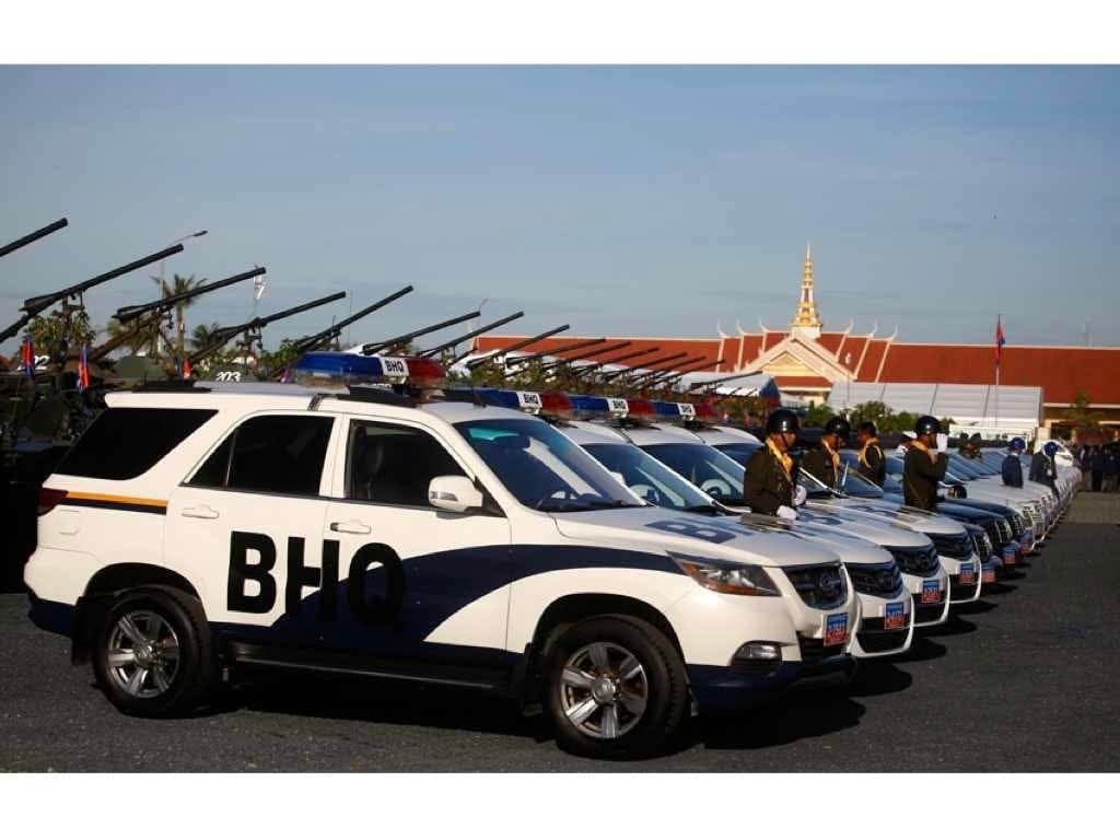 รถที่ BHQ กัมพูชาใช้งาน