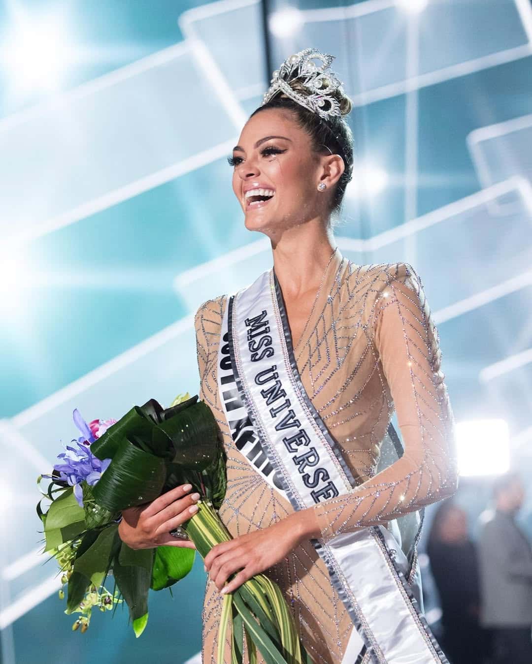 &quot;เดมี-ลีห์ ทีโบว์&quot; มิสยูนิเวิร์ส 2017 คลอดลูกสาวคนแรก แฟนนางงามทั่วโลกร่วมยินดี-4