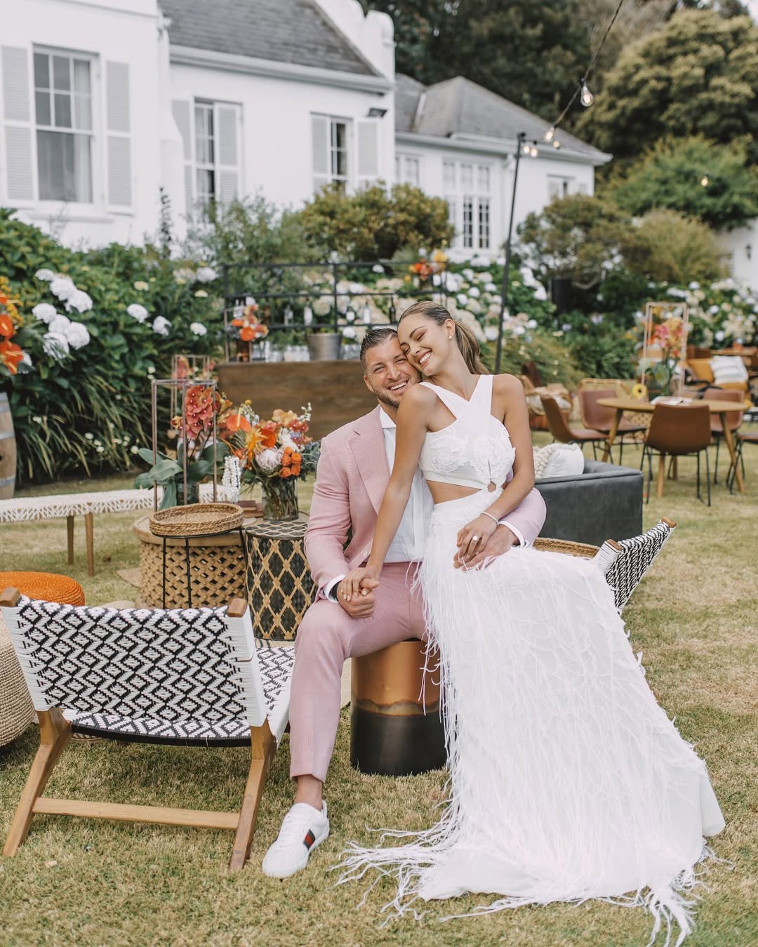 &quot;เดมี-ลีห์ ทีโบว์&quot; มิสยูนิเวิร์ส 2017 คลอดลูกสาวคนแรก แฟนนางงามทั่วโลกร่วมยินดี-5