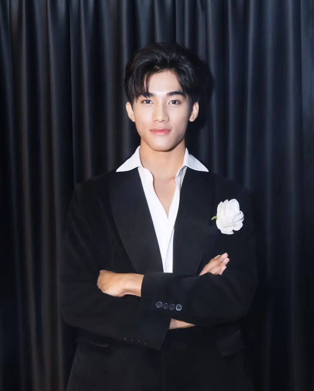 เปิดวาร์ป น้ำนา หนุ่มหล่อ วิศวะ มข. ลูกชายช่างเอก ต้นแบบแกะสลักเทียนพรรษา-6