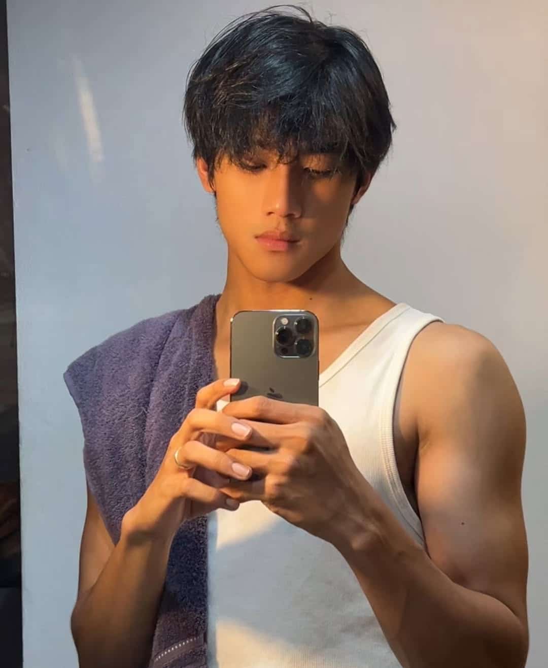 เปิดวาร์ป น้ำนา หนุ่มหล่อ วิศวะ มข. ลูกชายช่างเอก ต้นแบบแกะสลักเทียนพรรษา-8