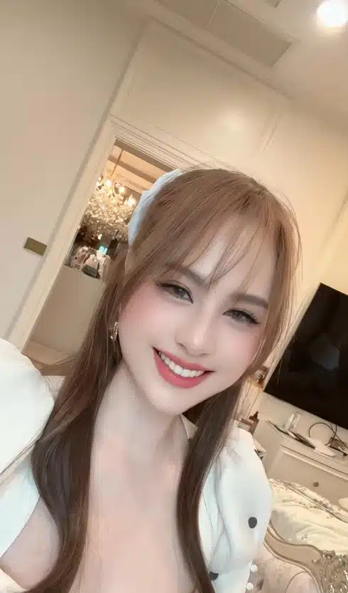 ขวัญ อุษามณี