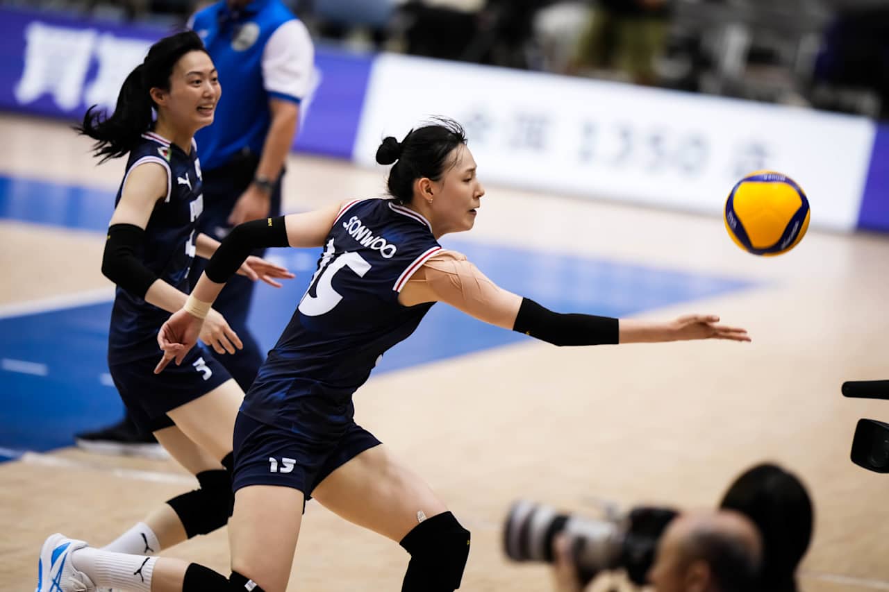 ผลวอลเลย์บอลหญิงเกาหลีใต้ แพ้โปแลนด์ 1-3 สู้สุดใจแล้ว เกือบมีเซตตัดสิน วอลเลย์บอล VNL 2025 ไทยรอดตายอีกนัด